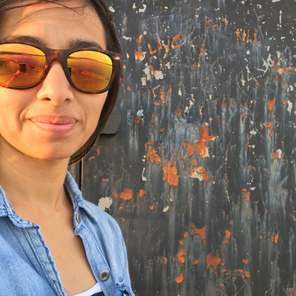 Meet your Posher, Julia